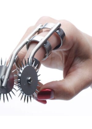 Spikes Double Finger Pinwheel